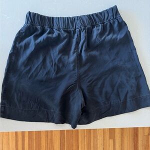 Elizabeth Suzann Silk Shorts L Black